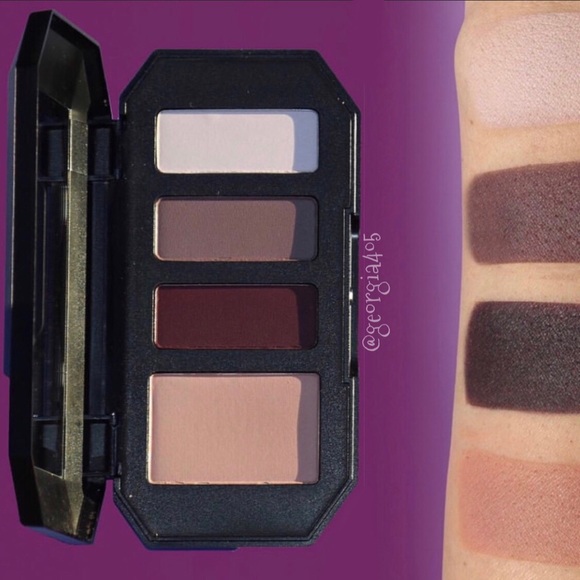 🖤NEW Kat Von D Shade + Light Eye Quad - Plum💜 - Picture 8 of 8